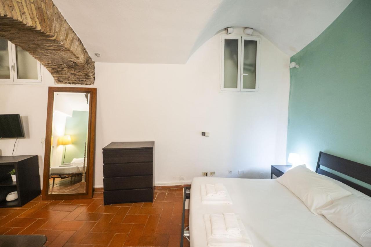 Campo De Fiori Grotto Apartment Roma Esterno foto
