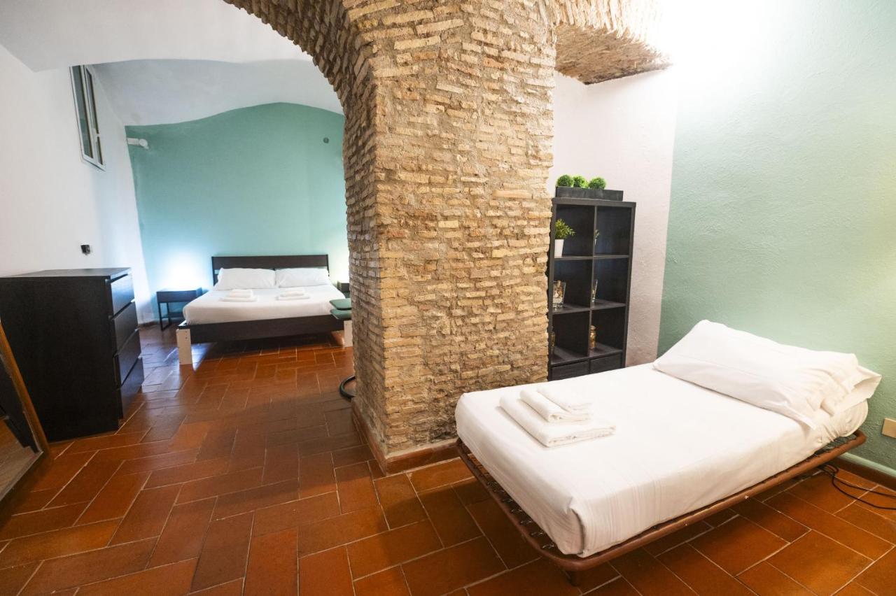 Campo De Fiori Grotto Apartment Roma Esterno foto